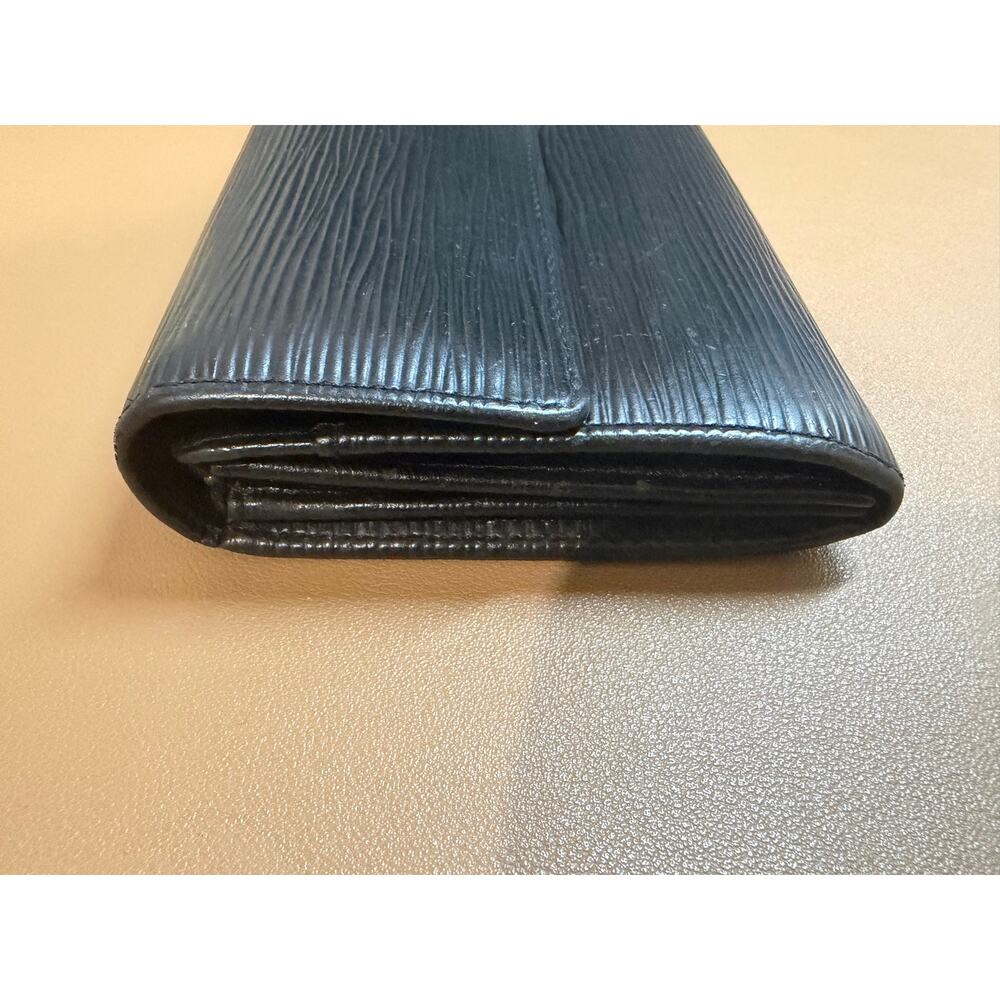 Louis Vuitton Epi Leather Sarah Wallet Black – COA & Dust Bag | Made in Spain - Picture 3 of 12